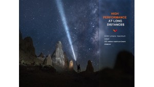 Fenix PD40R V3.0 - Lanternă Tactică Reîncărcabilă - 3000 Lumeni - 500 Metri